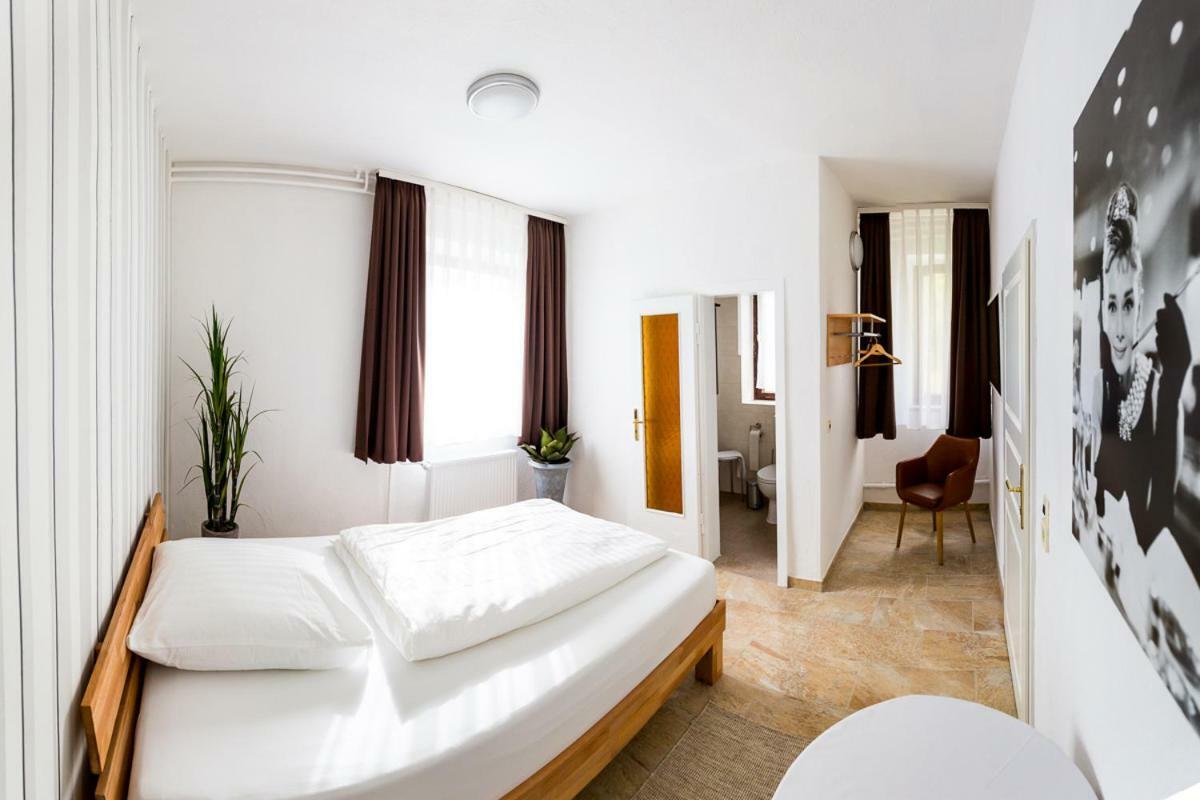 Zur Saale Hotell Weißenfels Eksteriør bilde