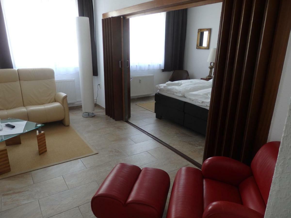 Zur Saale Hotell Weißenfels Eksteriør bilde